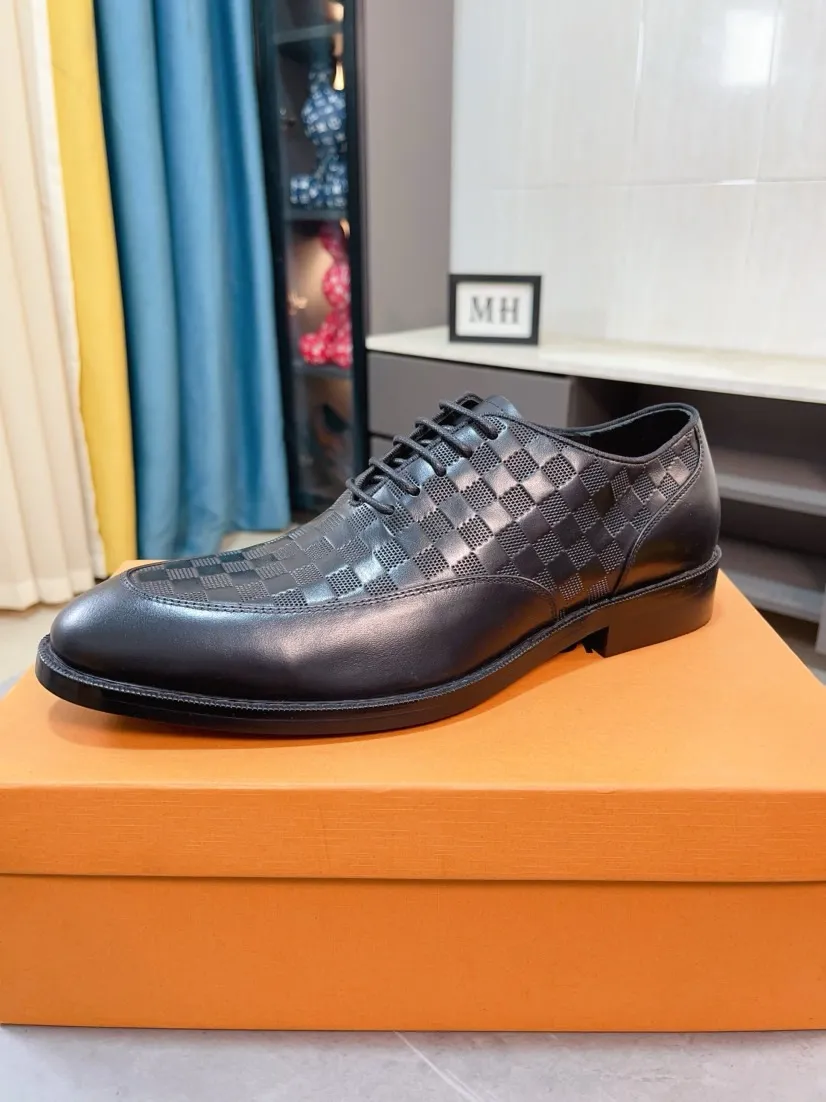 Men's shoes 💰540🌹🌹 [LV] Louis Vuitton's popular casual leather shoes 🎖Fashionable and elegant 🎖🎖Material: Original imported cowhide open edge beads, washed cowhide leather lining, original molded rubber outsole, high-end and classy, ​​elegant quality, instantly transforming into a handsome man ❤❤Standard\nNumber of sizes: 39-44, 38 45 46 customized